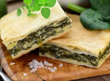 pirog-iz-shhavelya-recept-iz-drozhzhevogo-testa