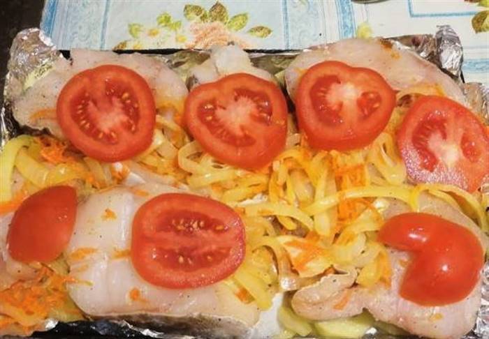 Тріска, запечена в духовці