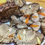 Ароматна буженина з яловичини, запечена у фользі