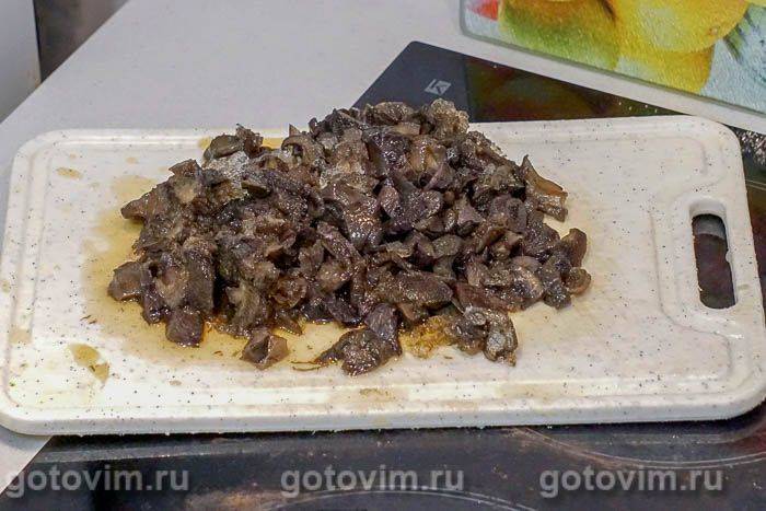 Фотографії рецепта Котлети в грибному соусі, запечені в духовці, 03 Котлети в грибному соусі, запечені в духовці, Крок 03