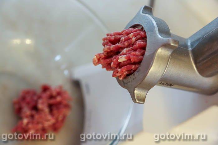 Фотографії рецепта Котлети з курячих шлунків з манкою, 02 Котлети з курячих шлунків із манкою, Крок 02