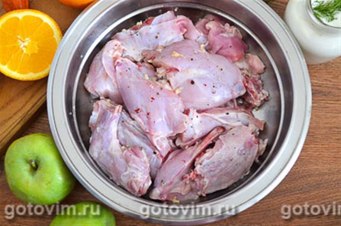 Фотографії рецепта Кролик, запечений із яблуками в сметані, 02 Кролик, запечений із яблуками в сметані, Крок 02