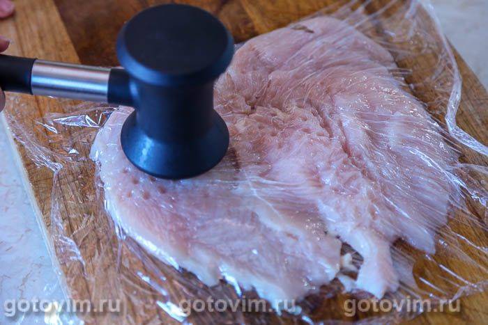 Фотографії рецепта Курячі рулетики з беконом на сковороді, 01 Курячі рулетики з беконом на сковороді, Крок 01
