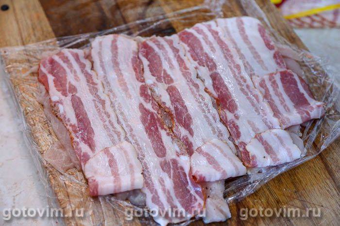Фотографії рецепта Курячі рулетики з беконом на сковороді, 03 Курячі рулетики з беконом на сковороді, Крок 03