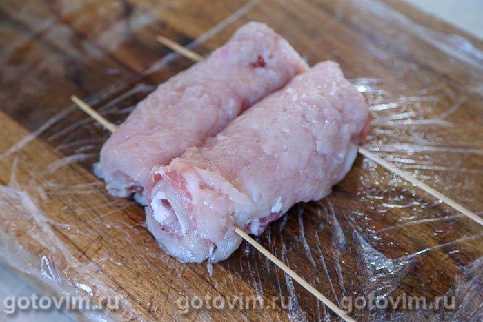 Фотографії рецепта Курячі рулетики з беконом на сковороді, 05 Курячі рулетики з беконом на сковороді, Крок 05