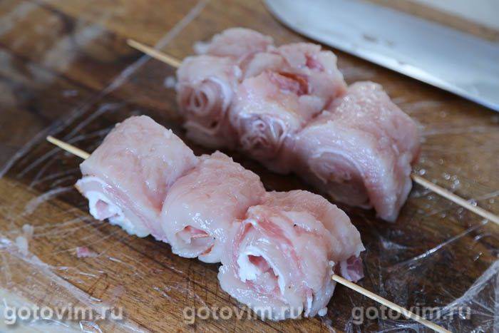 Фотографії рецепта Курячі рулетики з беконом на сковороді, 07 Курячі рулетики з беконом на сковороді, Крок 07