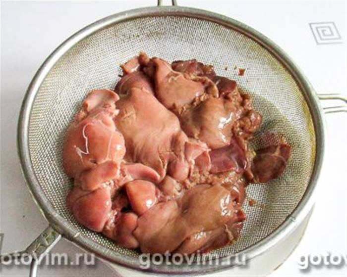 Фотографії рецепта Локшина фунчоза з маринованою курячою печінкою та цибулею, 01 Локшина фунчоза з маринованою курячою печінкою та цибулею, Крок 01