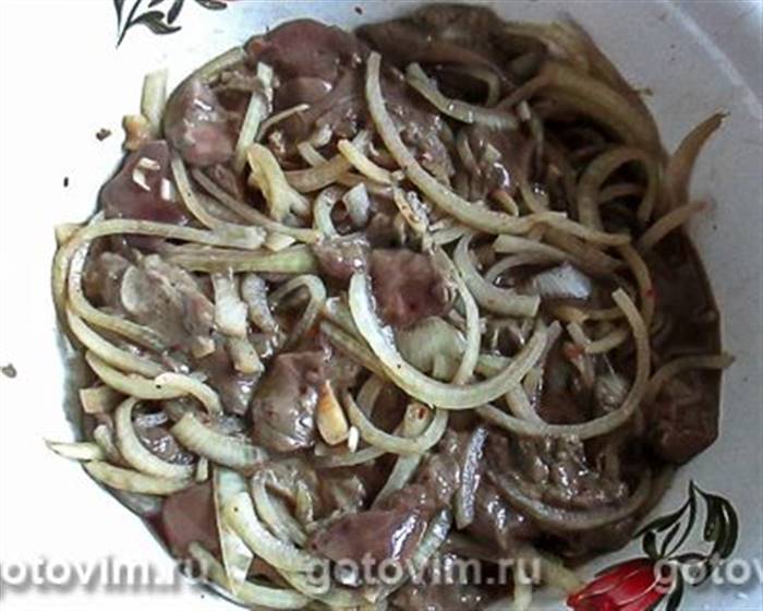 Фотографії рецепта Локшина фунчоза з маринованою курячою печінкою та цибулею, 03 Локшина фунчоза з маринованою курячою печінкою та цибулею, Крок 03