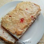 М'ясний хліб із курячого філе зі шматочками пасати з помідорів М’ясний хліб із курячого філе зі шматочками пасати з помідорів
