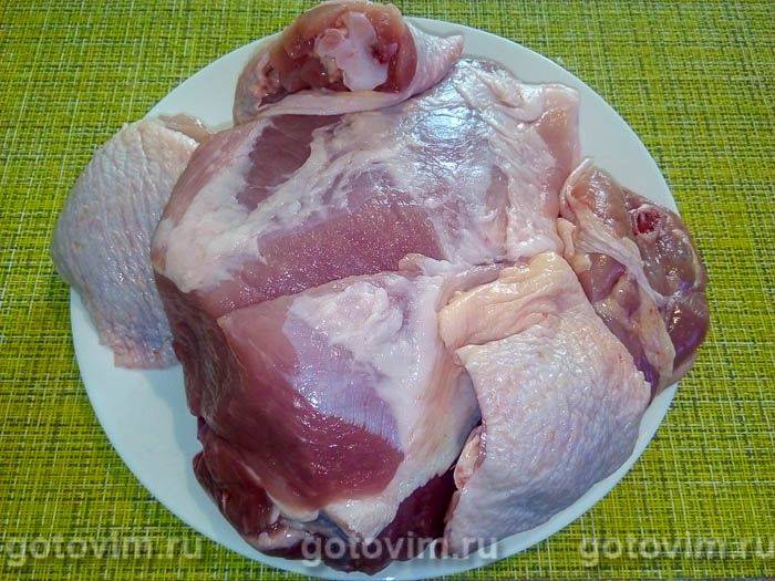 М'ясний рулет зі свинини з куркою та вишнею, Крок 01