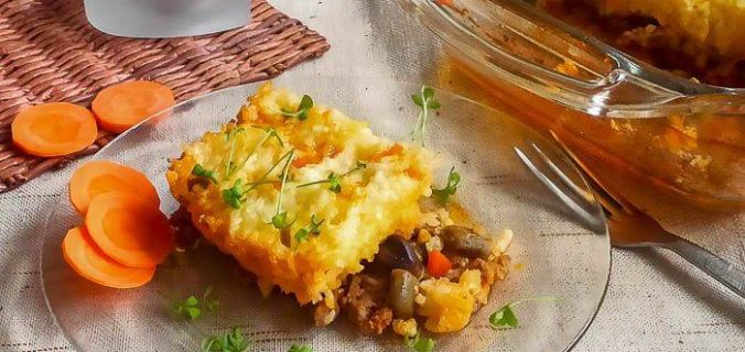 Пастуший пиріг із м’ясним фаршем і рисом