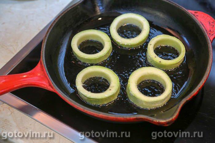 Печінкові оладки в кабачкових кільцях, Крок 07