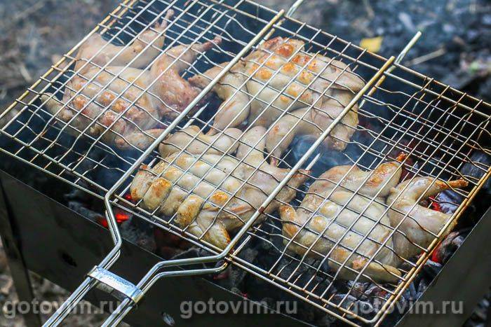Перепели на мангалі в маринаді з оцту з цибулею, Крок 07