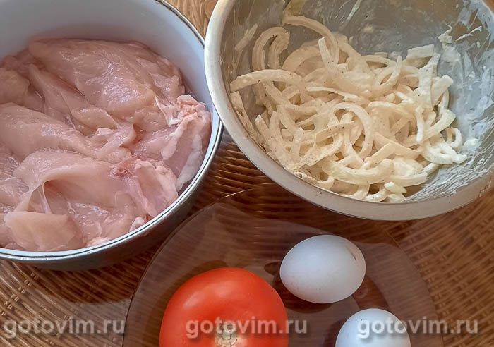 Запіканка з курячого філе з помідорами та сиром, Крок 01