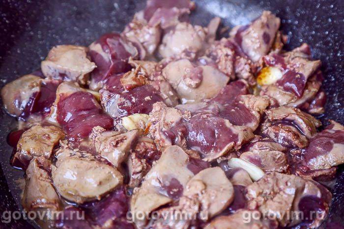 Фотографії рецепта Паштет із курячої печінки з білою квасолею та червоним вином, 03 Паштет із курячої печінки з білою квасолею та червоним вином, Крок 03