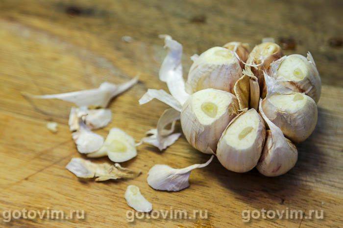Рвана яловичина з печеним часником і яблуками, Крок 04
