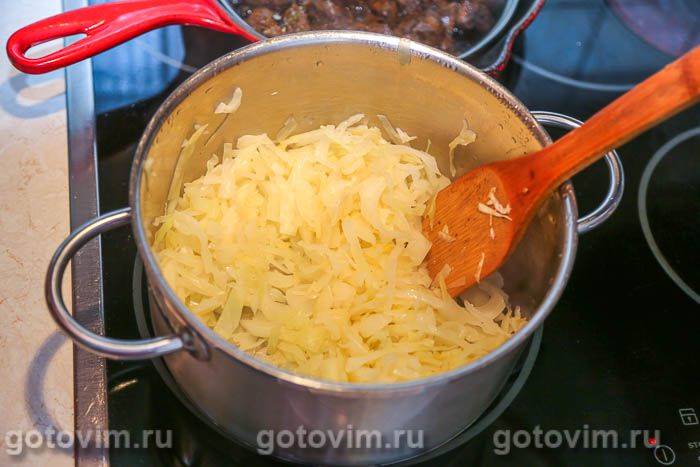 Фотографії рецепта Бігус із квашеної капусти з сердечками індички, 06 Бігус із квашеної капусти з сердечками індички, Крок 06