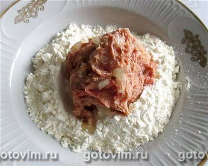 Фотографії рецепта Биточки курячі з манкою в мультиварці, 02 Биточки курячі з манкою в мультиварці, Крок 02