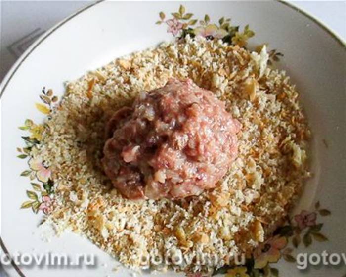 Фотографії рецепта Биточки з курячого фаршу з гречкою та сиром у мультиварці, 03 Биточки з курячого фаршу з гречкою та сиром у мультиварці, Крок 03
