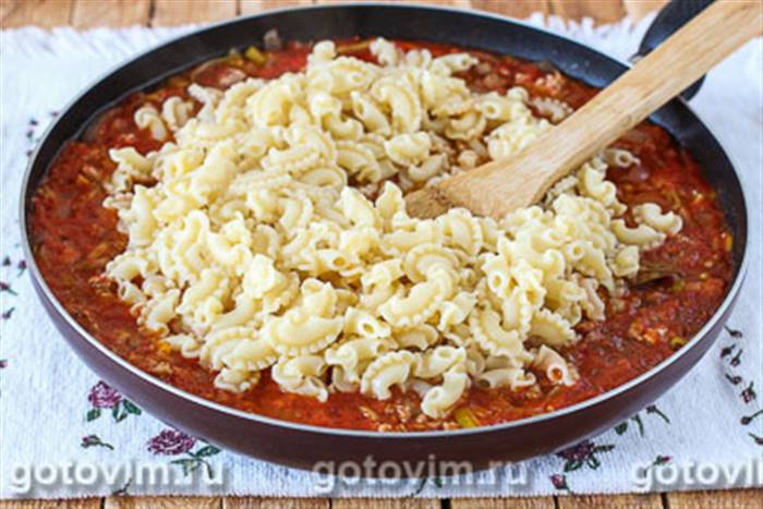 Гуляш із фаршем і макаронами, Крок 05