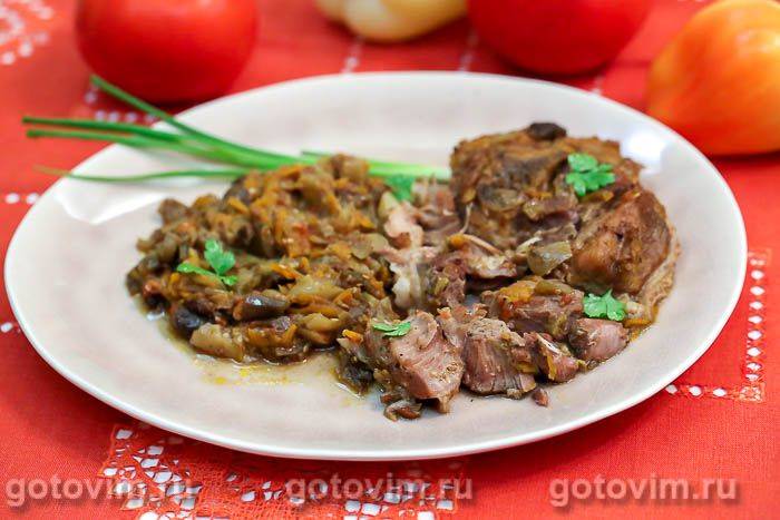 Індичка з овочами в духовці