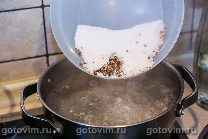 Копчена свиняча рулька в розсолі із зірою та кмином, Крок 03