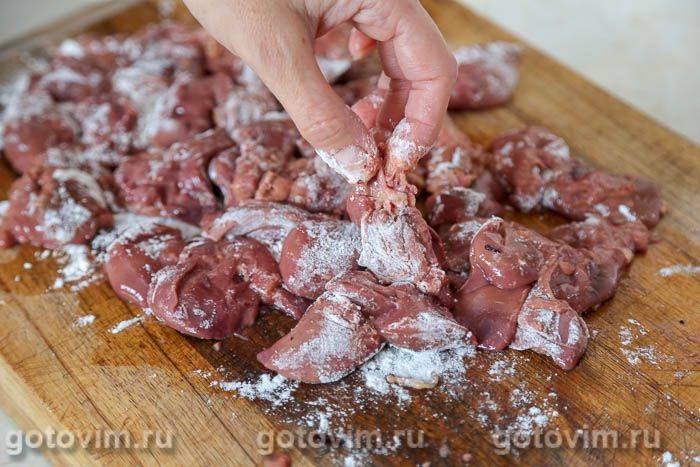 Фотографії рецепта Куряча печінка в сметані, 03 Куряча печінка в сметані, Крок 03