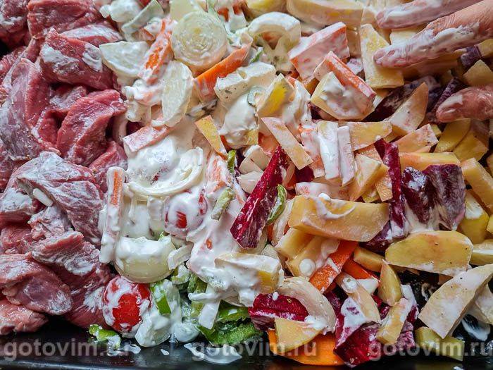 Фотографії рецепта М'ясо з овочами в сметані (в духовці), 06 М'ясо з овочами в сметані (в духовці), Крок 06
