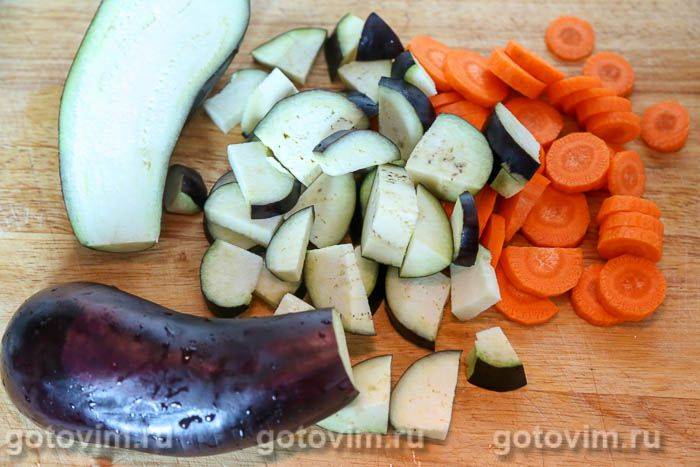 Овочеве рагу з м'ясом, баклажанами та рисом у горщику, Крок 01