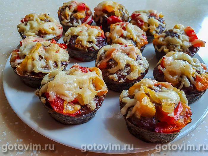 Печінкові кекси в силіконових формочках