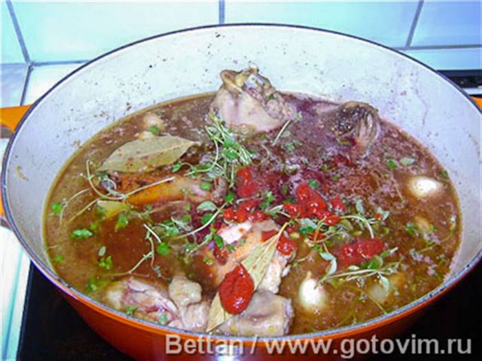 Півень у вині (coq au vin), Крок 03