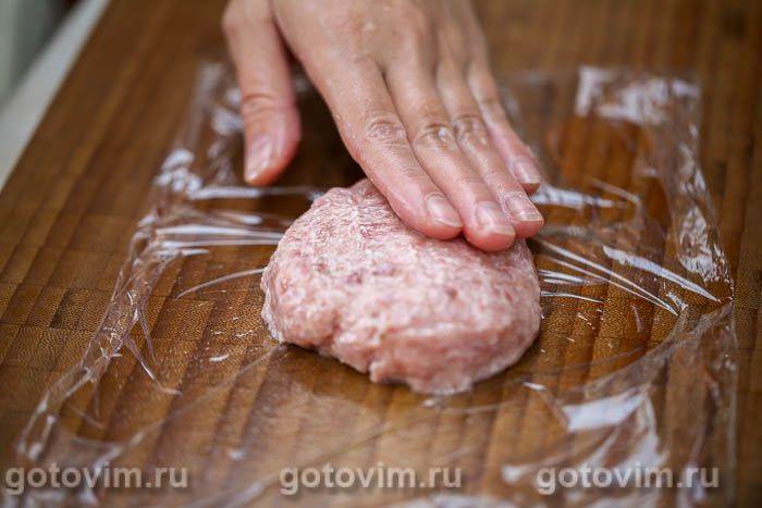 Фотографії рецепта Соковиті котлети з індички в паніровці, 03 Соковиті котлети з індички в паніровці, Крок 03