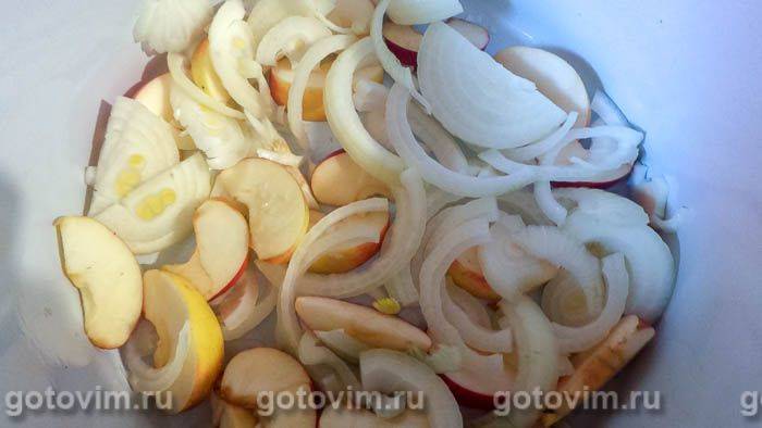 Свиняча рулька в пиві з яблуками, гірчицею та медом по-угорськи, Крок 01