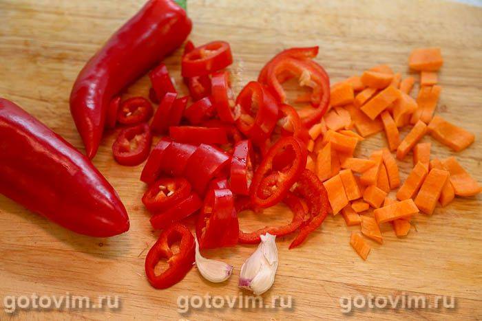 Гуляш зі свинини з нокедлі, Крок 01