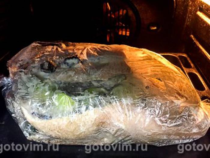 Фотографії рецепта Гуска в духовці з яблуками та чорносливом у рукаві, 07 Гуска в духовці з яблуками та чорносливом у рукаві, Крок 07