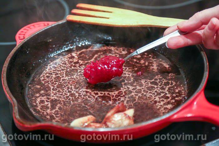 Качині ніжки з брусничним соусом, Крок 03