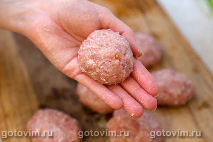 Фотографії рецепта Котлети з курячих грудок і свинини (без яєць і хліба), 04 Котлети з курячих грудок і свинини (без яєць і хліба), Крок 04