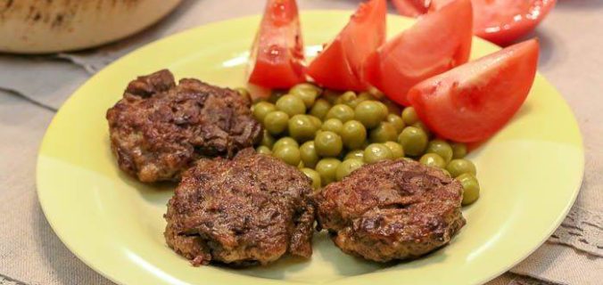 Котлети з курячого фаршу та печінки