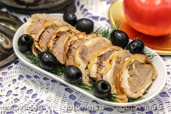 Курячий рулет зі свинячим язиком. Фотографія рецепта Курячий рулет зі свинячим язиком. Фотографія рецепта