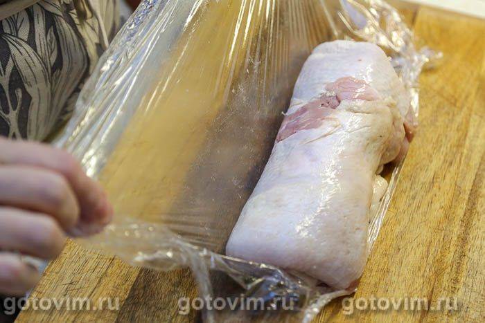 Фотографії рецепта Курячий рулет зі свинячим язиком, 06 Курячий рулет зі свинячим язиком, Крок 06