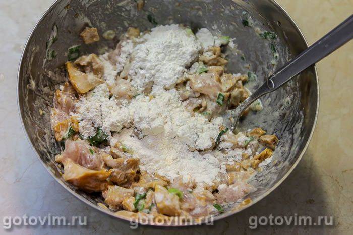 Фотографії рецепта Оладки з курячого філе з лисичками, 05 Оладки з курячого філе з лисичками, Крок 05