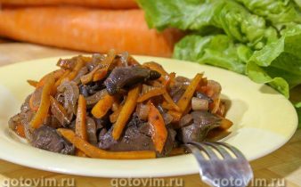 Печінка у винному соусі з коричневим цукром