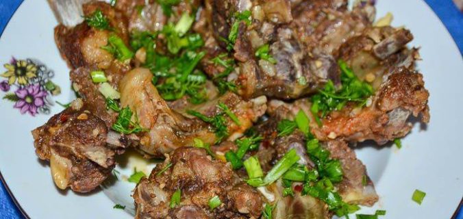 Запечені баранячі реберця з медом