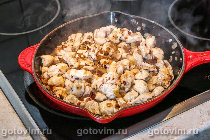 Запіканка з курячої грудки з беконом і хлібом, Крок 03