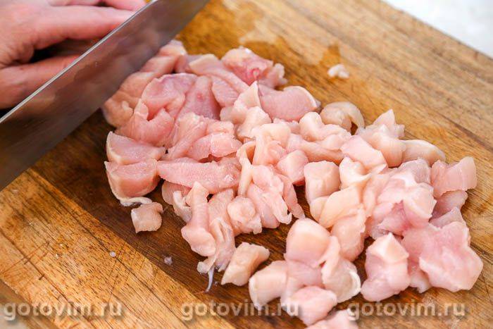 Запіканка з курячою грудкою з морквою, цибулею та сметаною, Крок 01