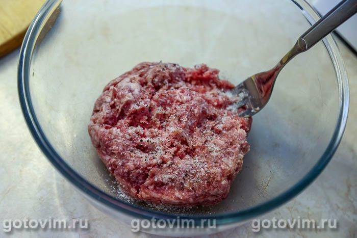 Картопля, тушкована з фрикадельками та квашеною капустою, Крок 04