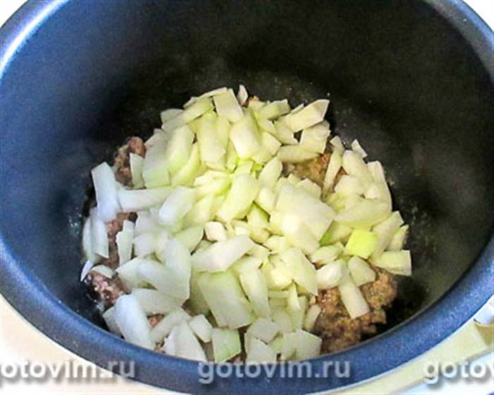 Фотографії рецепта Картопля з курячим фаршем, запечена в мультиварці, 02 Картопля з курячим фаршем, запечена в мультиварці, Крок 02