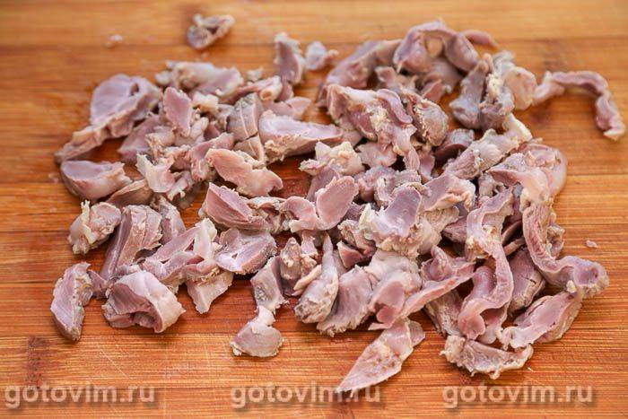 Фотографії рецепта Курячі шлунки, тушковані з картоплею та капустою, 03 Курячі шлунки, тушковані з картоплею та капустою, Крок 03