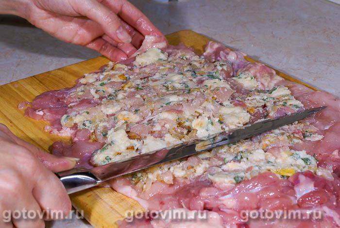 Курячий рулет із шавлією та хлібною начинкою, Крок 04