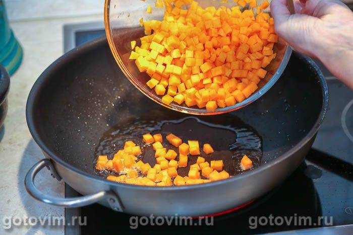 Фотографії рецепта М'ясний рулет з гарбузом і кедровими горішками, 03 М'ясний рулет із гарбузом і кедровими горішками, Крок 03
